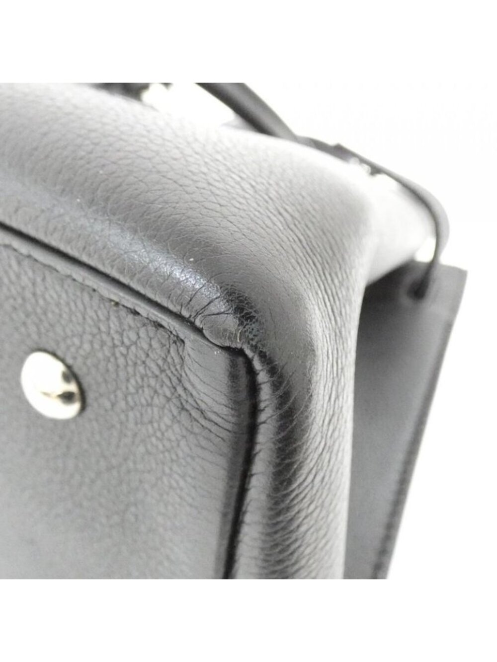 ★SOLD★ Louis Vuitton Lockme Bag - Picture 3 of 9